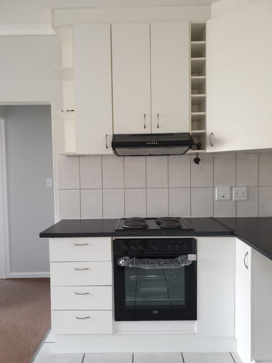 1 Bedroom Property for Sale in Strand Central Western Cape